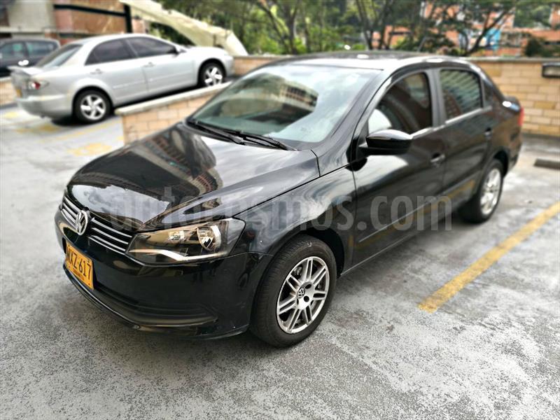 foto Volkswagen Voyage Comfort usado (2013) color Negro precio $25.500.000