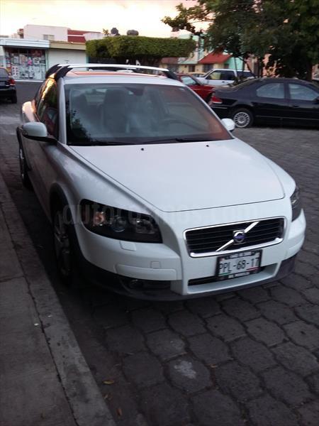 foto Volvo C30 T5 Kinetic Geartronic Seminuevo