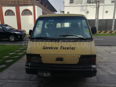 Asia Topic Version Sin Siglas L4,1.8 S 2 3 usado (2001) color Amarillo precio u$s3,000