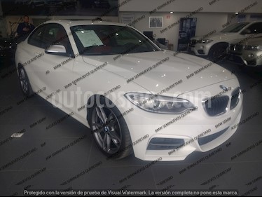 Foto venta Auto Seminuevo BMW Serie 2 M235iA M Sport Aut (2016) color Blanco precio $575,000