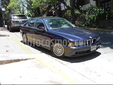 Foto venta Auto usado BMW Serie 5 525iA (2002) color Azul Electrico precio $70,000