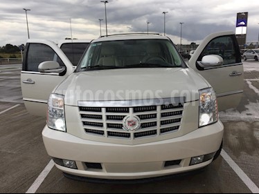 Foto venta Auto usado Cadillac Escalade EXT 6.0L V8 Paq Q (2008) color Champagne precio $288,000