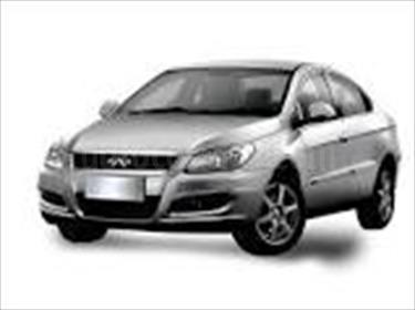 foto Chery Orinoco 1.8L usado (2016) color Plata precio BoF28.000.000