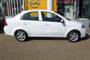 Chevrolet Aveo Sedan 1.6L usado (2016) color Blanco Glaciar precio BoF30.000.000