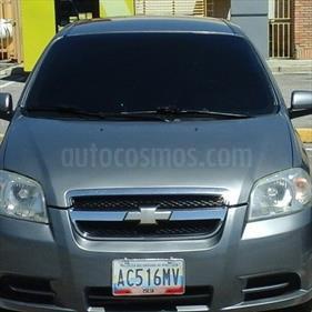 foto Chevrolet Aveo 1.6L usado (2011) color Gris Cosmos precio u$s3.600