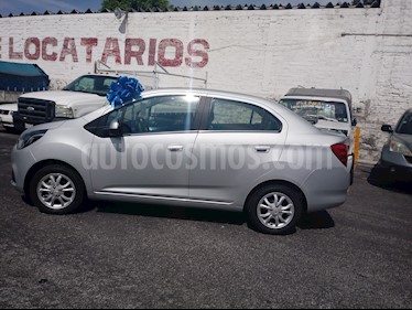 Foto venta Auto Usado Chevrolet Beat LTZ Sedan (2018) color Plata Brillante precio $183,000