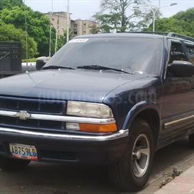 foto Chevrolet Blazer Auto. 4x2 usado (2001) color Azul precio u$s35.000