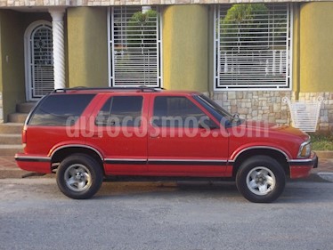 foto Chevrolet Blazer Auto. 4x2 usado (1995) color Rojo precio u$s2.300