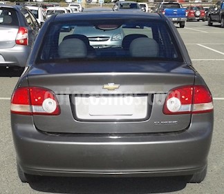 foto Chevrolet Classic 4P LS Pack usado (2015) color Gris Oscuro precio $150.000