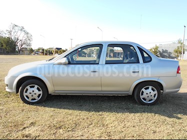 Foto venta Auto usado Chevrolet Classic 4P LS Pack (2014) color Plata precio $190.000