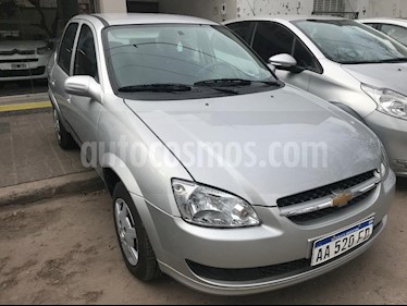 Foto venta Auto Usado Chevrolet Classic 4P LS (2016) color Gris Claro precio $270.000