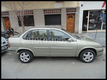 Foto venta Auto Usado Chevrolet Corsa Classic 4P 1.4 GLS (2009) color Gris precio $145.000