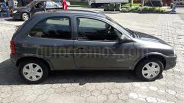 foto Chevrolet Corsa 3 Puertas Sinc. A-A usado (2006) color Negro Vulcano precio u$s15.000.000