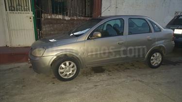 Foto venta Auto usado Chevrolet Corsa 4P 1.8L Comfort A (2004) color Gris Plata precio $41,000