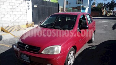 Foto venta Auto Seminuevo Chevrolet Corsa 4P 1.8L Comfort A (2004) color Rojo precio $45,000