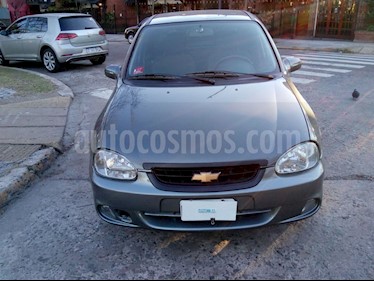 foto Chevrolet Corsa Classic 4p Full