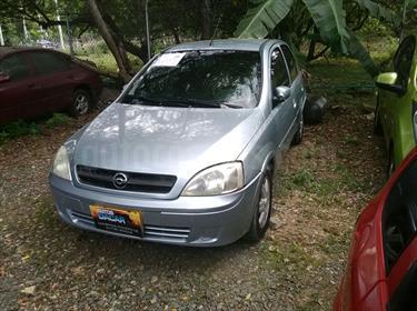 foto Chevrolet Corsa Evolution 1.4 A.A usado (2005) color Plata precio $15.500.000