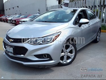 Foto venta Auto Seminuevo Chevrolet Cruze LT Aut (2016) color Gris Platino precio $235,000