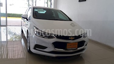 Foto venta Auto Usado Chevrolet Cruze Paq A (2017) color Blanco precio $258,000