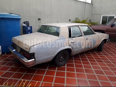 Foto venta carro Usado Chevrolet Malibu 8 cilindros (1982) color Blanco precio u$s580