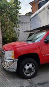 Foto venta Auto usado Chevrolet Silverado 3500 Chasis Cabina Paq A HD (2009) color Rojo Vivo precio $200,000