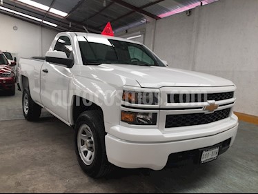 Foto Chevrolet Silverado LT 5.3L Doble Cabina 4x4 usado (2015) color Blanco precio BoF1.750.000.000