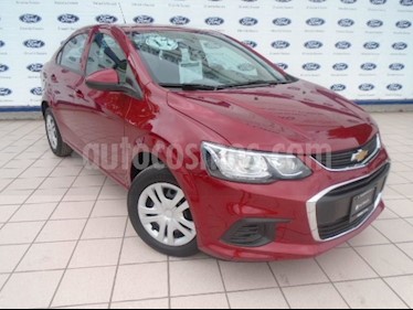 Foto venta Auto Seminuevo Chevrolet Sonic LS (2017) color Rojo precio $180,000
