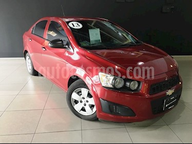 Foto venta Auto Seminuevo Chevrolet Sonic LS (2013) color Rojo Tinto precio $115,000