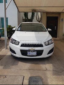 Foto venta Auto Seminuevo Chevrolet Sonic LT Aut (2014) color Blanco precio $135,000