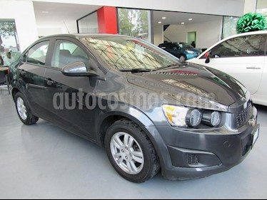 Foto venta Auto Seminuevo Chevrolet Sonic LT Aut (2015) color Gris precio $157,000