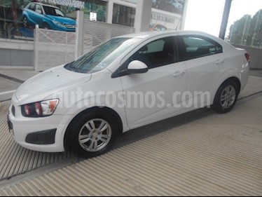 Foto venta Auto Seminuevo Chevrolet Sonic LT (2015) color Blanco precio $149,000