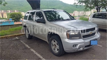 Foto venta carro usado Chevrolet Trail Blazer Auto. 4x2 (2006) color Beige precio u$s3.200