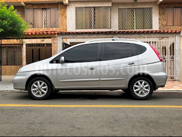 Foto venta Carro Usado Chevrolet Vivant 2.0 4x2 (2007) color Gris precio $16.000.000