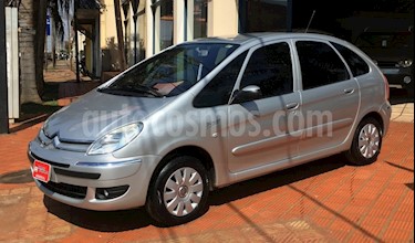 Foto venta Auto Usado Citroen Xsara Picasso 1.6 16v Exclusive (2012) color Gris Plata precio $218.000