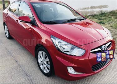 Foto venta Auto usado Dodge Attitude GLS 1.6L Aut (2013) color Rojo Pasion precio $160,000