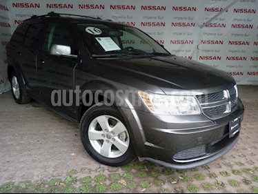 Foto venta Auto Seminuevo Dodge Journey SE 7 Pasajeros 2.4L (2016) color Granito precio $280,000