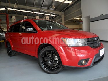 Foto venta Auto Seminuevo Dodge Journey SXT 2.4L 7 Pasajeros Lujo (2016) color Rojo Adrenalina precio $295,000