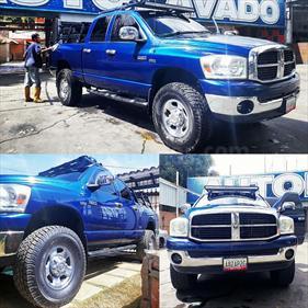 foto Dodge Ram 2500 Pick Up 4x4 usado (2007) color Azul precio u$s12.000