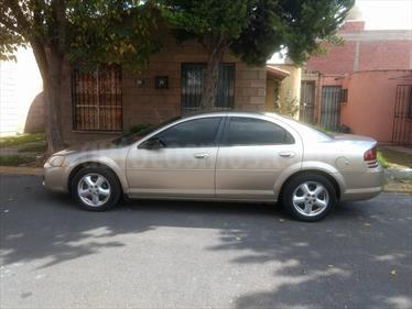 Foto venta Auto usado Dodge Stratus 2.4L SE Aut (2005) color Arena Dorada precio $55,000