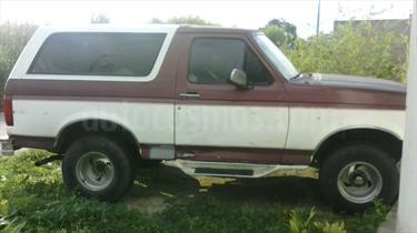 Ford Bronco Basica 4x4 V8 5.0i 16V usado (1995) color Blanco precio BoF50.000.000
