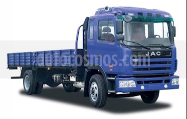 foto Ford Cargo 815 furgon usado (2018) color Azul precio BoF1.100.000