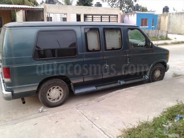 foto Ford E-150 V8 usado (1997) color Verde Esmeralda precio $45,000