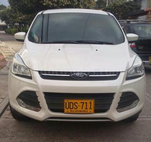 foto Ford Escape 3.0L SE 4x2 usado (2015) color Blanco Ártico precio $69.500.000