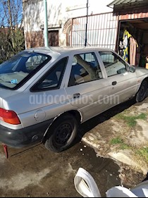 foto Ford Escort Ghia 5P usado (2000) color Gris precio $65.000