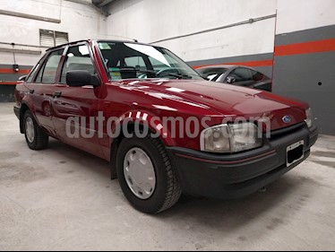 foto Ford Escort LX 5P Ac usado (1995) color Rojo precio u$s7.000
