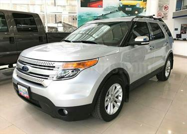 Ford Explorer Limited 4.6L Aut usado (2015) color Gris Platino precio BoF285.339.000