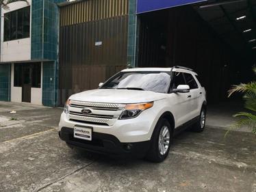 foto Ford Explorer Limited 4x4 usado (2015) color Blanco precio u$s100.000.000