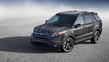 Ford Explorer Limited 4x4 usado (2015) color Gris Acero precio BoF60.000.000