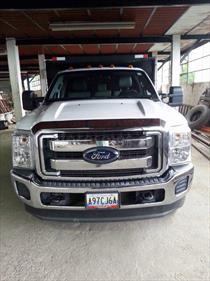 foto Ford F-350 5.4L 4x4 usado (2012) color Blanco precio u$s15.200