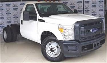 foto Ford F-350 6.2L 4x4 usado (2016) color Blanco Perla precio BoF380.000.000